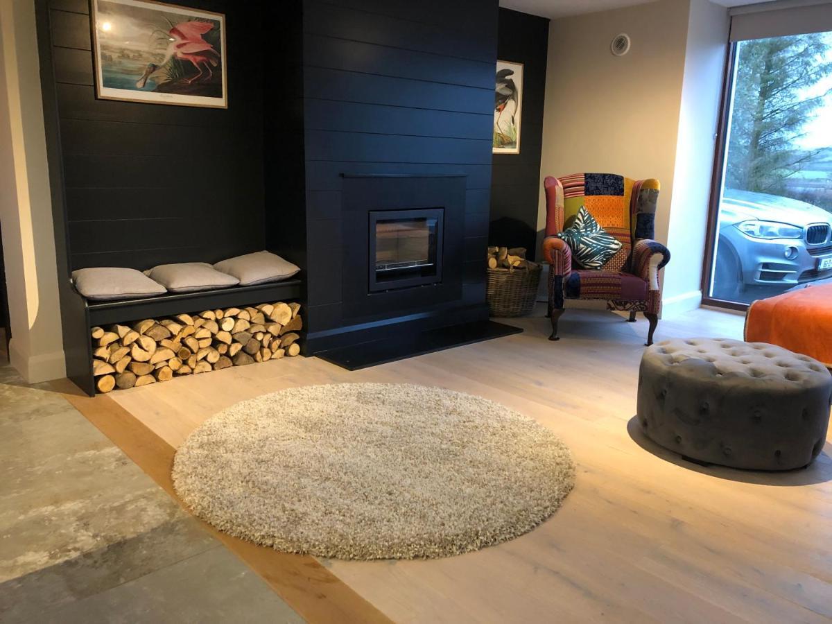 Westport Coastal Lodge ภายนอก รูปภาพ
