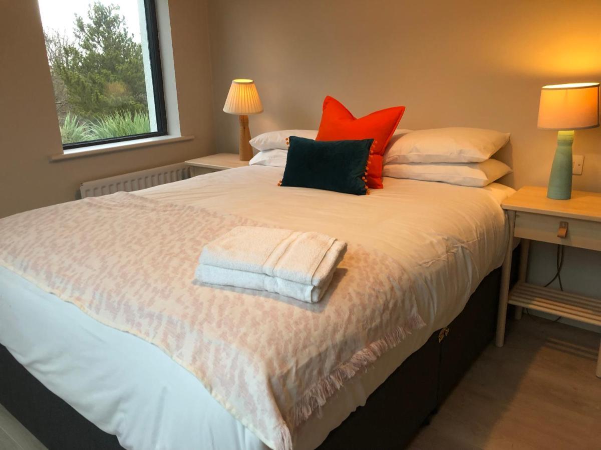 Westport Coastal Lodge ภายนอก รูปภาพ